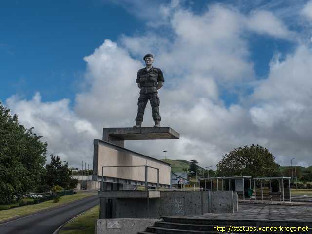 Ponta Delgada /  Monumento aos Combatentes da Guerra do Ultramar