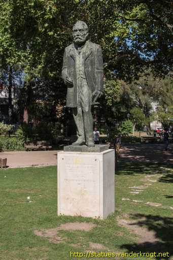 Lisboa /  João de Deus (estátua)