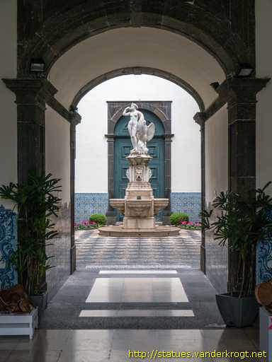 Funchal /  Chafariz da Leda e o Cisne