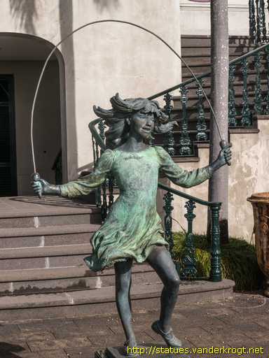 Funchal /  Rapariga a saltar a corda