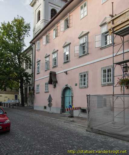 Ljubljana /  Sveta Marija z detetom