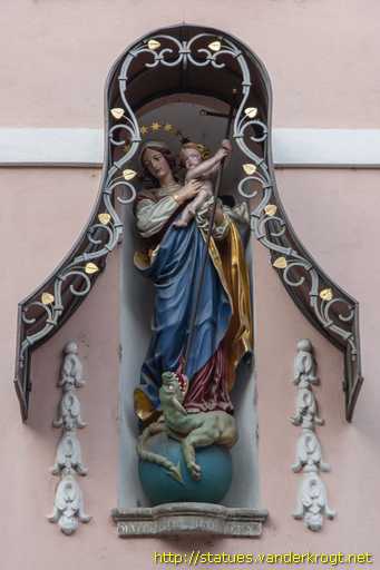 Ljubljana /  Sveta Marija z detetom