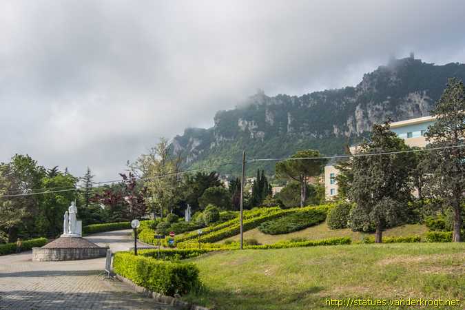 Borgo Maggiore /  San Giuseppe e Gesù