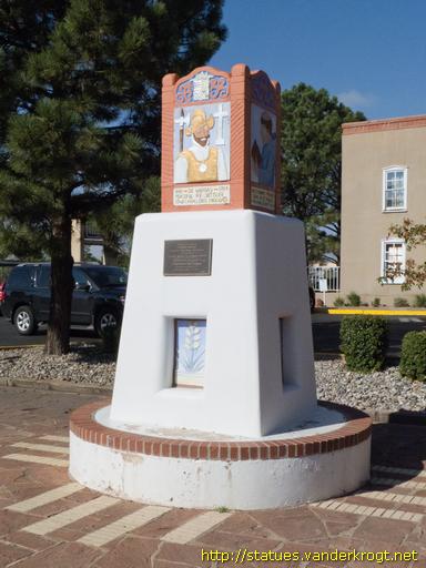 Santa Fe /  De Vargas Monument