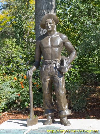 Santa Fe /  CCC Worker Statue