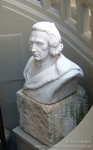 New York /  Columbus Bust in Columbus Citizens Foundation