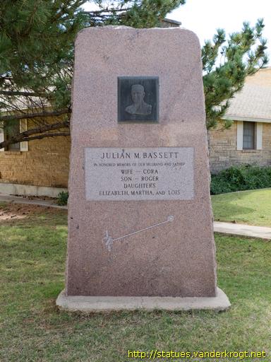 Crosbyton / Julian M. Bassett
