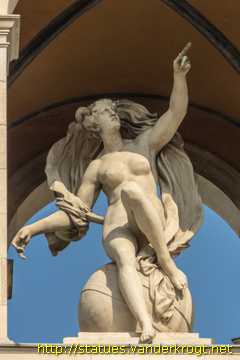 Wien - Fassadenstatuen des Naturhistorisches Museums