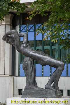 Wien - Sieben Skulpturen von Anton Hanak