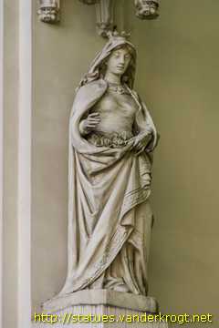 Wien - Heiligenstatuen an der Pfarrkirche Maria Hietzing
