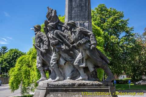 Marche-en-Famenne - Monument aux Morts