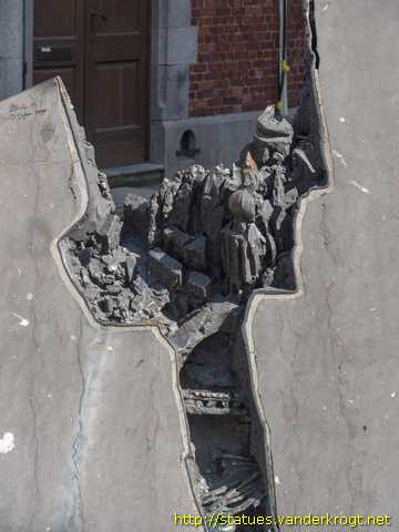 Dinant - Monument Adolphe Sax et Dinant