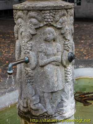 Schaffhausen - Schüler und Schülerin-Brunnen