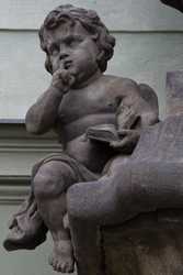 Click for larger photo in separate window