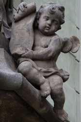 Click for larger photo in separate window