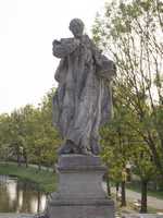Click for larger photo in separate window