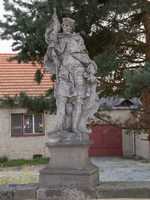 Click for larger photo in separate window