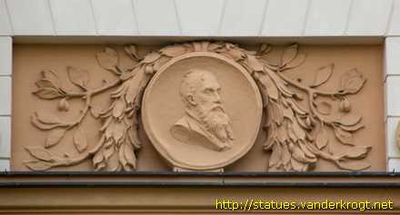 Polička - Jan Amos Komenský a dva neznámé muže