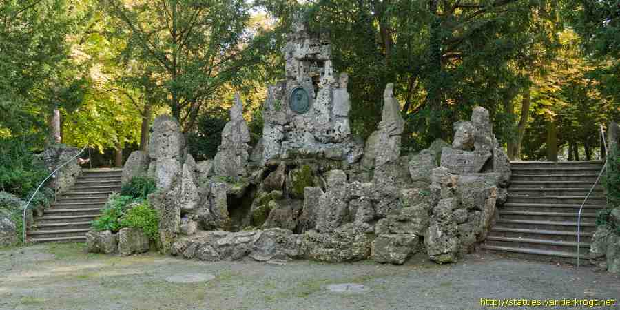 W�rzburg / Lindahl-Brunnen