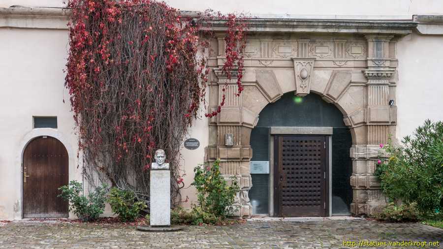 Wülzburg - Erwin Schulhof