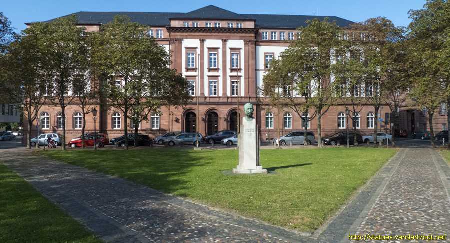 Darmstadt - Gustav Lorenz