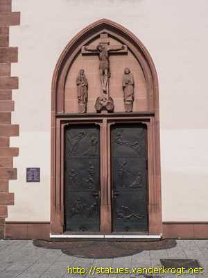 Frankfurt am Main - Skulpturen an der Liebfrauenkirche