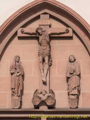 Frankfurt am Main - Skulpturen an der Liebfrauenkirche