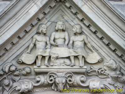 Hannover - Skulpturen an der Nordfassade des Neuen Rathauses