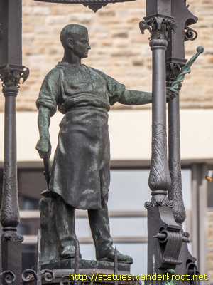 Hannover - Holzmarktbrunnen - Oscar-Winter-Brunnen