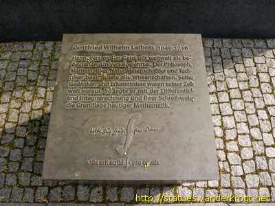 Hannover - Leibniz-Denkmal