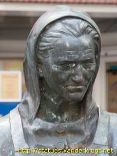 Emden - 'Peterke' Emder Strassenfegerin