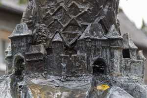 Brilon - Geschichtsbrunnen