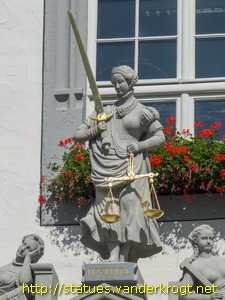 Lutherstadt Wittenberg - Rathausportal
