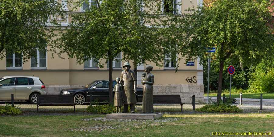 Weimar - Albert-Schweitzer-Denkmal