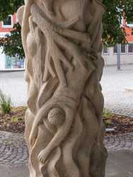 Nordhausen - Stele zum Gedenken der Opfer der Bombardierung