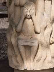 Nordhausen - Stele zum Gedenken der Opfer der Bombardierung