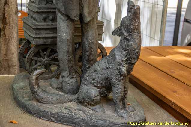 Berlin - Leierkastenmann