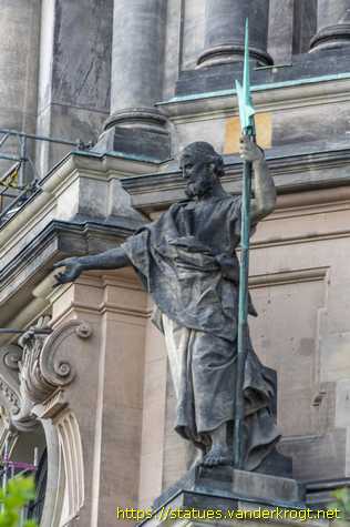 Berlin - Christus und der Apostelen am Dom