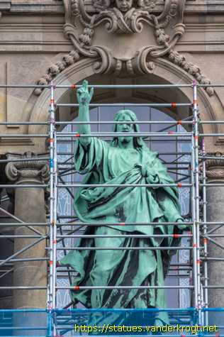 Berlin - Christus und der Apostelen am Dom