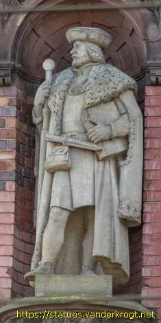 Berlin - Die Bürgertugenden am Rathaus Pankow