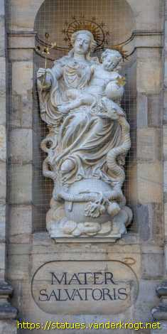 Bamberg - Heiligenstatuen an der St.-Martinskirche