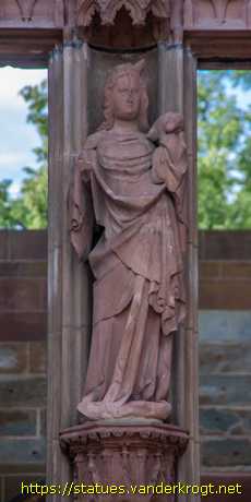 Wetzlar - Heiligenstatuen am Wetzlarer Dom
