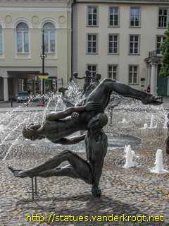 Rostock - Brunnen der Lebensfreude
