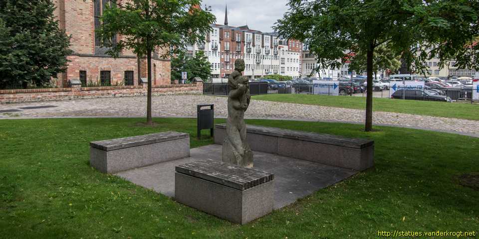 Rostock - Mutter und Kind