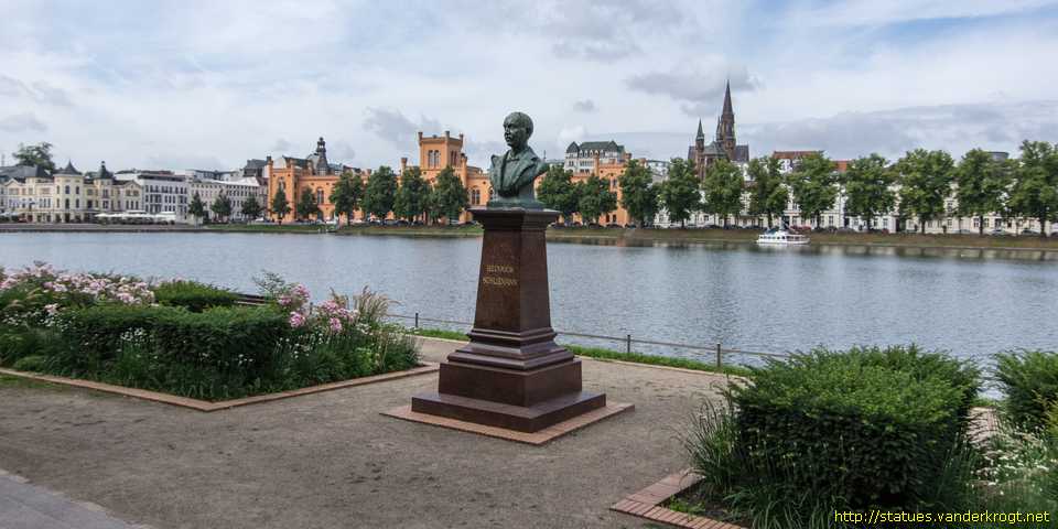 Schwerin - Heinrich Schliemann