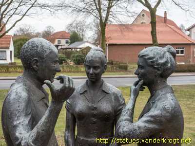 Tarmstedt - Mann und zwei Frauen