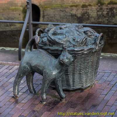 Stade - Fischfrau 'Mutter Flint mit dem Stint'