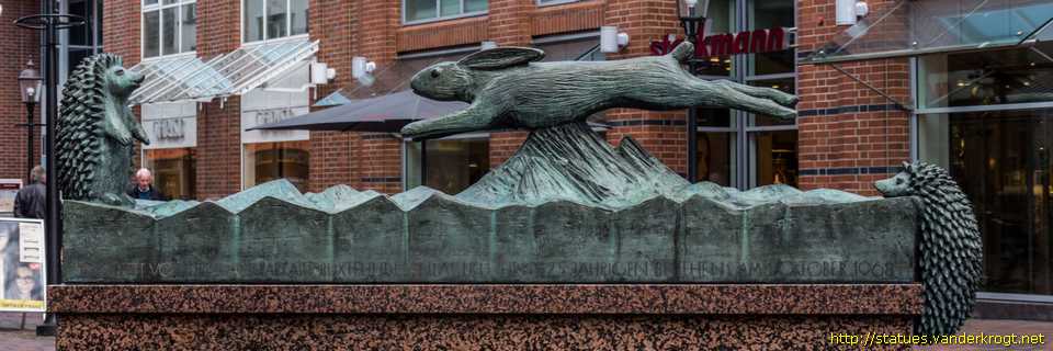 Buxtehude - Hase-und-Igel-Brunnen