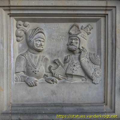 Hildesheim - Marktbrunnen mit "Roland"-Figur