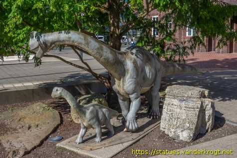 Braunschweig - Lebensgroße Modelle von Dinosauriern